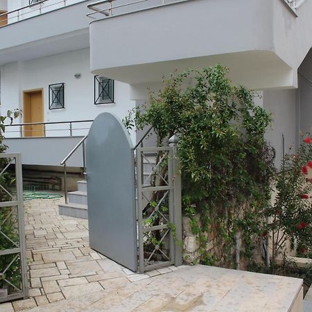 Margaritas Apartments Sarandë Exteriör bild